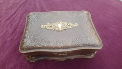 Antique leather-covered jewelry box decorated with copper inlays 21 k. With gilding