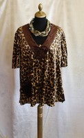 A-line summer tunic in a very showy style, size 48/50