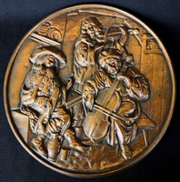 DT/282 – Muzsikusok, bronzírozott falikép 27.5 cm /850gr/