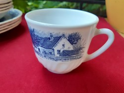 Vintage Arcopal France teáscsészék és tányérok