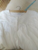 White women's pull-on appliqué long linen blouse