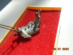 Antique hammered, silver-plated, polished stone leaf hairpin with teeth