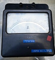 Ammeter with a vinyl case