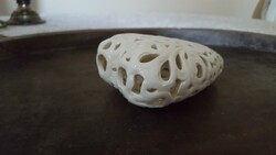 Mediterranean white ceramic, openwork heart decoration
