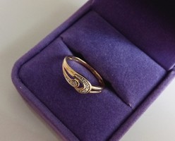 9 Karátos sárga arany gyűrű
