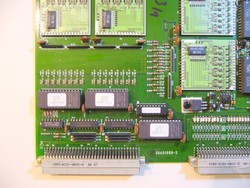 Antik darab Elektronikai panel -31- 3db. HN27C256G-25,5db.Fil-Mag delay line,stb.MPL csomagautomatáb