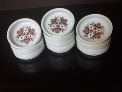 10 db Alföldi porcelán barna magyaros mintás melegen tartó kávés tető
