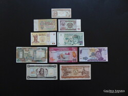 10 darab külföldi szép ropogós bankjegy 01