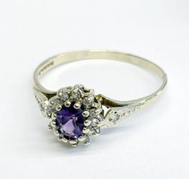 Gold ring with small brill and amethyst stone m60