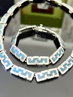 Stunning silver necklace and bracelet set with turquoise inlay