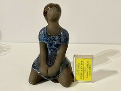 Jie Gantofta-svéd kerámia figura-lányka-(svéd)
