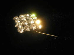 Decorative box claw socket 16 jeweled brooch pin for sale as a gift with safety fastening
