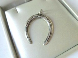 Silver lucky horseshoe pendant large