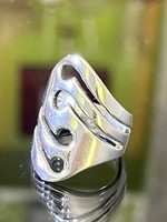 Shiny silver ring