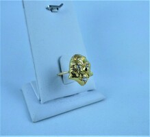 Curio, 14k gold ring, with diamond stones!!!