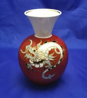 Wallendorf dragon motif gilded porcelain vase 18 cm