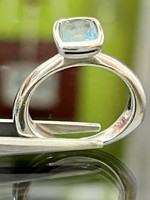 Art-deco Stílusú ezüst gyűrű, Akvamarin kővel