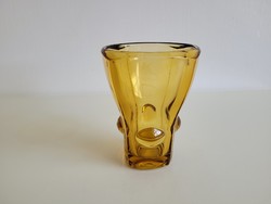 Régi retro borostyán színű üveg váza mid century Sklo Union Cseh díszváza