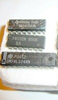 Antik vintage kb.40éves alkatrészek SN74LS283N 74S32N DM74LS244N IC-K A 80-AS ÉVEKBŐL TTL- MPL csoma