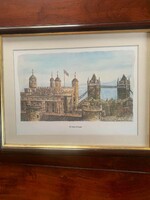 Wall pictures of London landmarks in a nice frame!