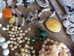 Bizsu package (for jewelry making)