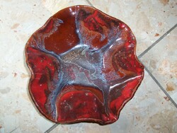 Ceramic tray with a frilled edge