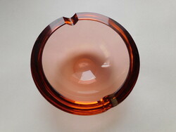 Zltn196 vásárló részére Rózsaszín félgömb üveg hamutál