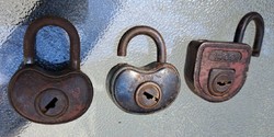 Product name: 3 old padlocks (used)