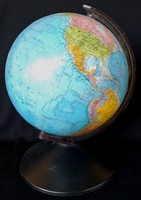 Dt/327. Hungarian-made papier-mâché globe with plastic base