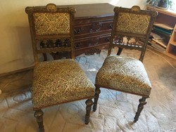 Két régi szék, ónémet, faragott