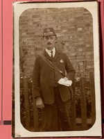 English postman approx. 1910