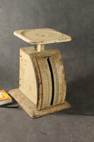 Antique mail scale 769