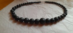 Black retro wooden pearl necklace