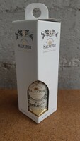 Csíksomlyó salvator herbal liqueur 0.5 l (38% alc.Vol) in a white gift box