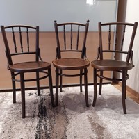 Thonet jellegű, restaurált debreceni székek (3db)