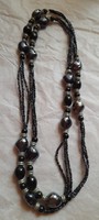 Black pearl necklace