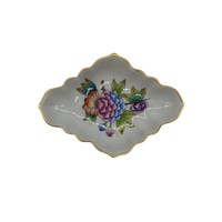 Herend Victoria patterned porcelain leaf - m1450