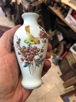 Chinese porcelain vase from the xx. From the beginning of the century, 12 cm in size