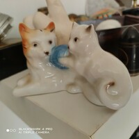 Porcelán cicák