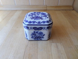 Régi hagymamintás porcelán ékszertartó szelence