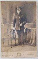 Antique hardback cabinet photo, man in uniform, 16.5x10.5 cm, all-white b., Bratislava 1920