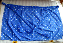 Retro kitchen apron 1.: Blue and white polka dots (nylon; Mindszent district mixed industry cooperative)