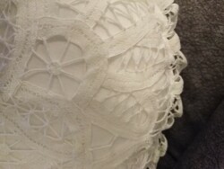 Crocheted - decorative circle pillow