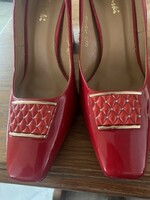 Fire red casual patent leather shoes in size 40