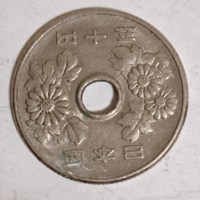 Japán 50 jen lyukas (627)
