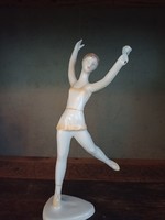 Hollóházi balerina
