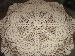 Dreamy special ecru hand-crocheted antique round rose lace tablecloth