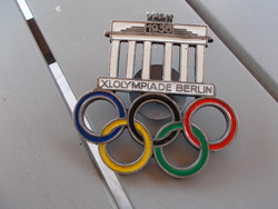 Olimpia Berlin 1936,jelvény 72 x 72 mm