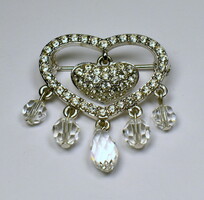 Beautiful brooch with swarovski polished crystals! Signaled!