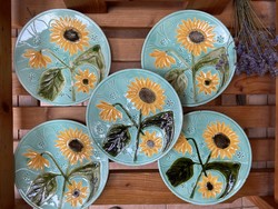 Majolica flower plate